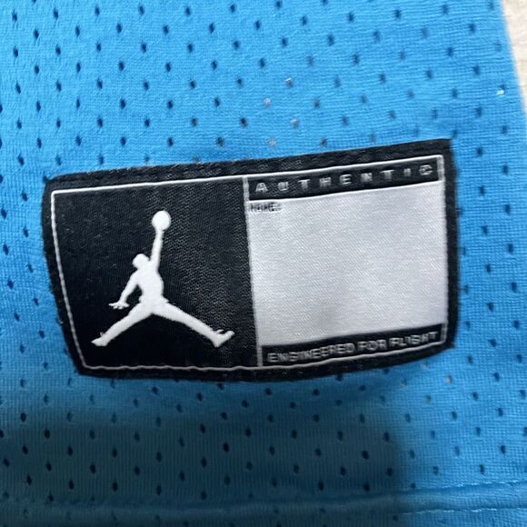 Michael Jordan 23 Jersey Size Youth Medium Rare - Picture 5 of 5